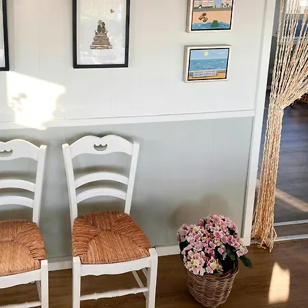 Romantic Summerhouse With Seaview كولدينغ