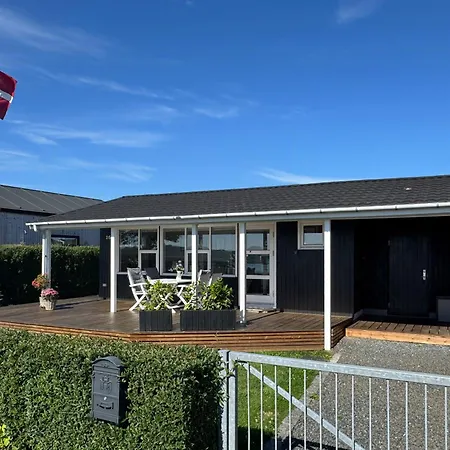 Romantic Summerhouse With Seaview Kolding