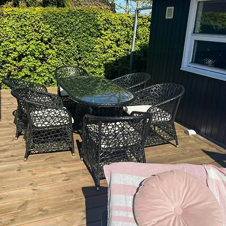 Ferienhaus Romantic Summerhouse With Seaview