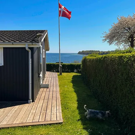 Ferienhaus Romantic Summerhouse With Seaview *